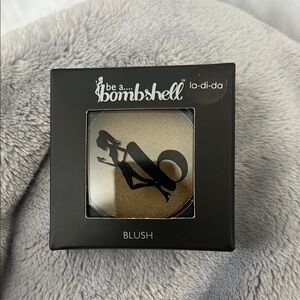 Be a Bombshell Blush in La-di-da